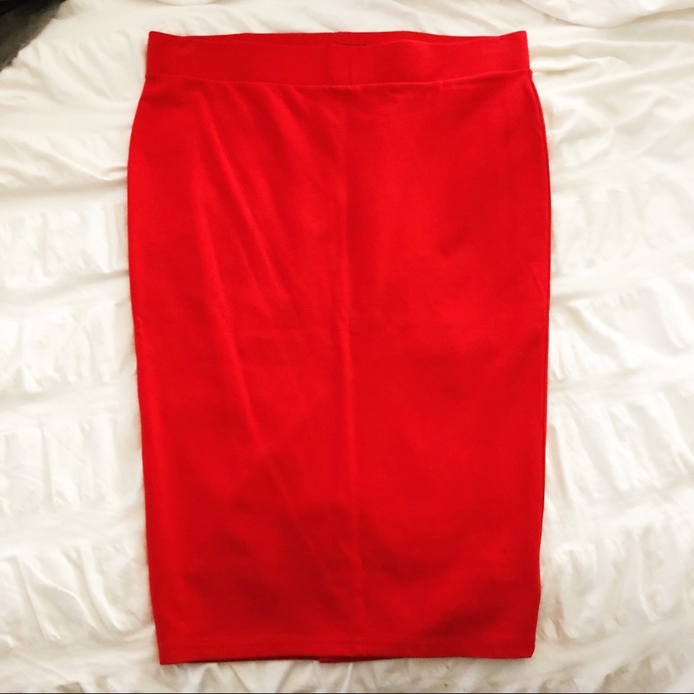 red pencil skirt